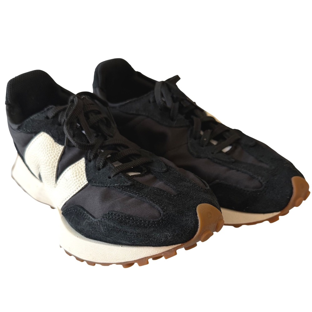 New Balance Black White Gum-Soled Women's Sneakers
